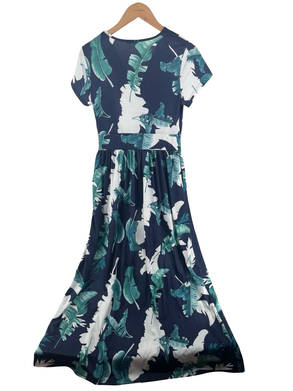 Tropical Palm Leaf Maxi Dress Medium Navy Blue White Resort Vacation Pockets - Picture 3 of 8